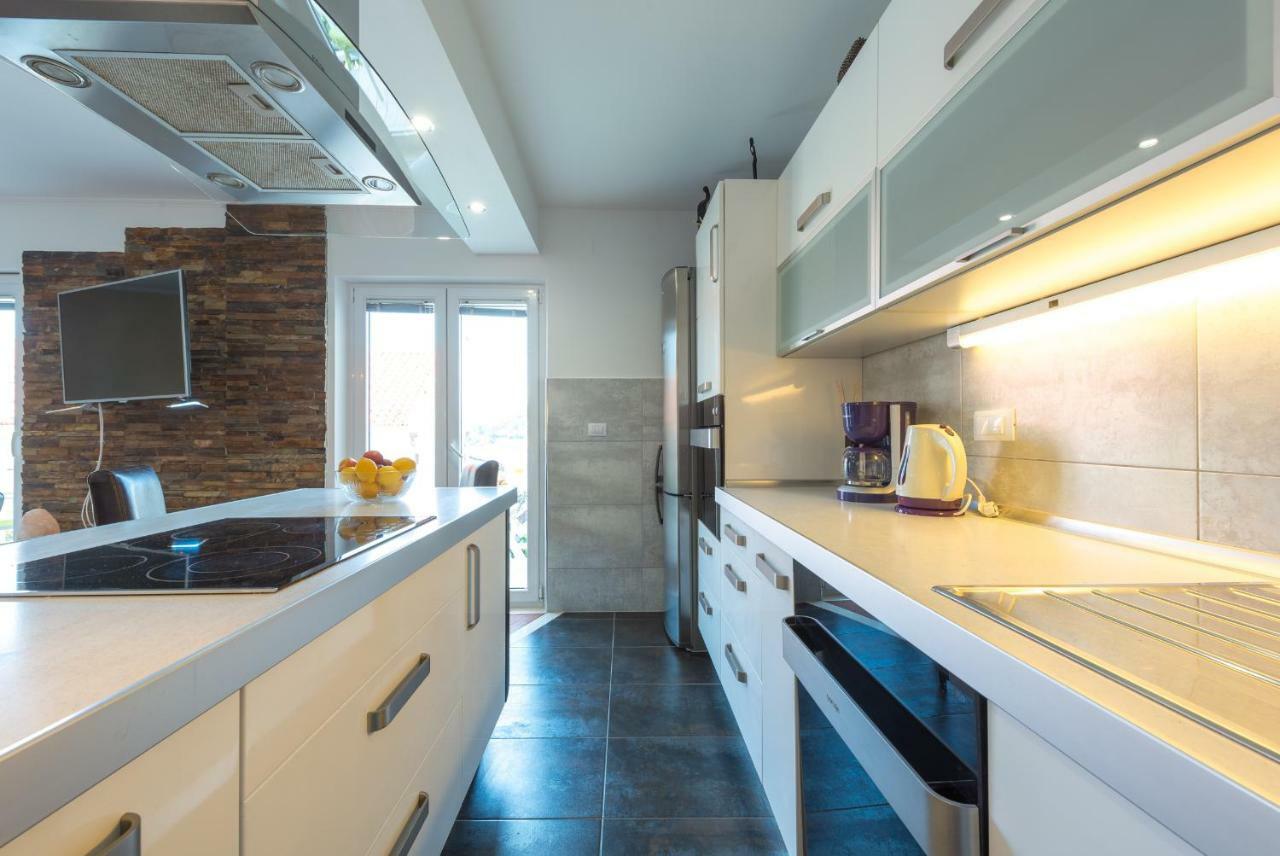 Luxury Apartment Antonija-Old Town ซัฟทัท ภายนอก รูปภาพ